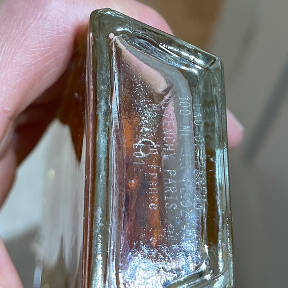 Hot Couture by Givenchy - 3.3 ounces - not completely full - Picture 6 of 6